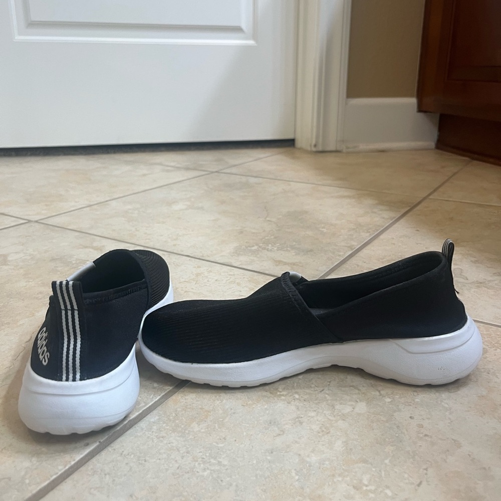 Women’s Adidas Tennis Shoes